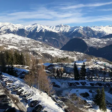 Le Vostok Zodiaque Soyouz Le Corbier Buitenkant foto
